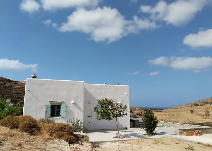 Wuthering Heights Agia Irini (Paros)